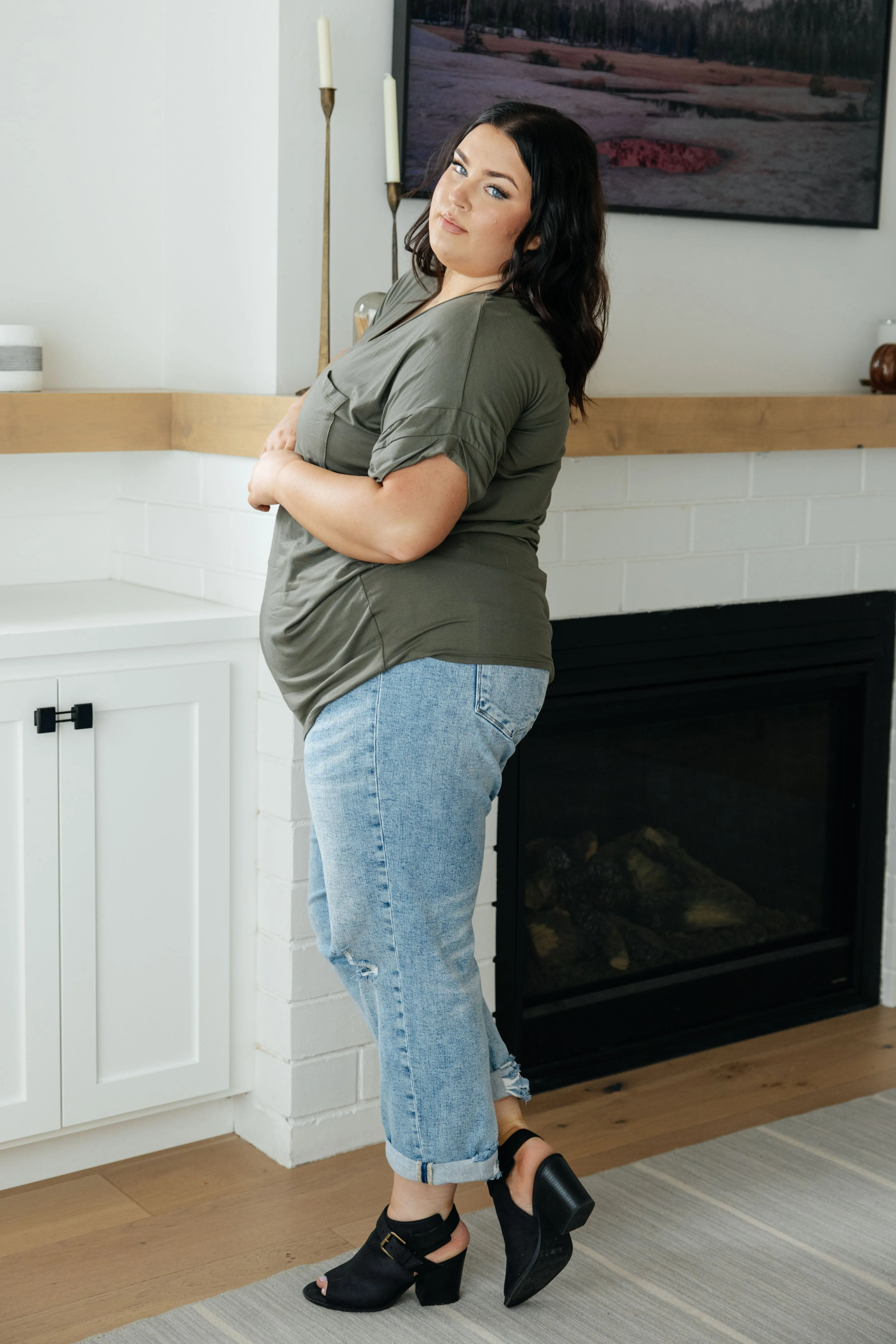 Absolute Favorite V-Neck Tee in Olive