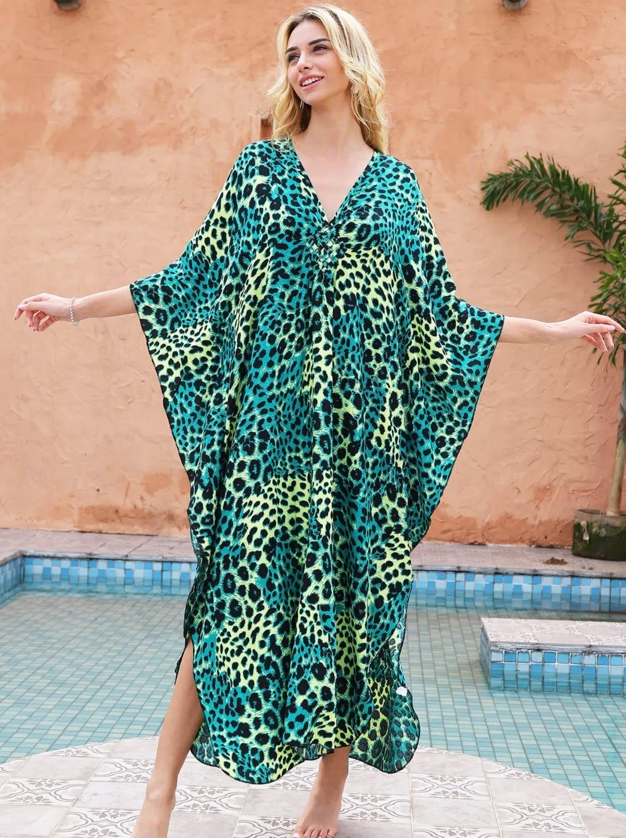 Anne – Elegant Women's Dress with Batwing Sleeve