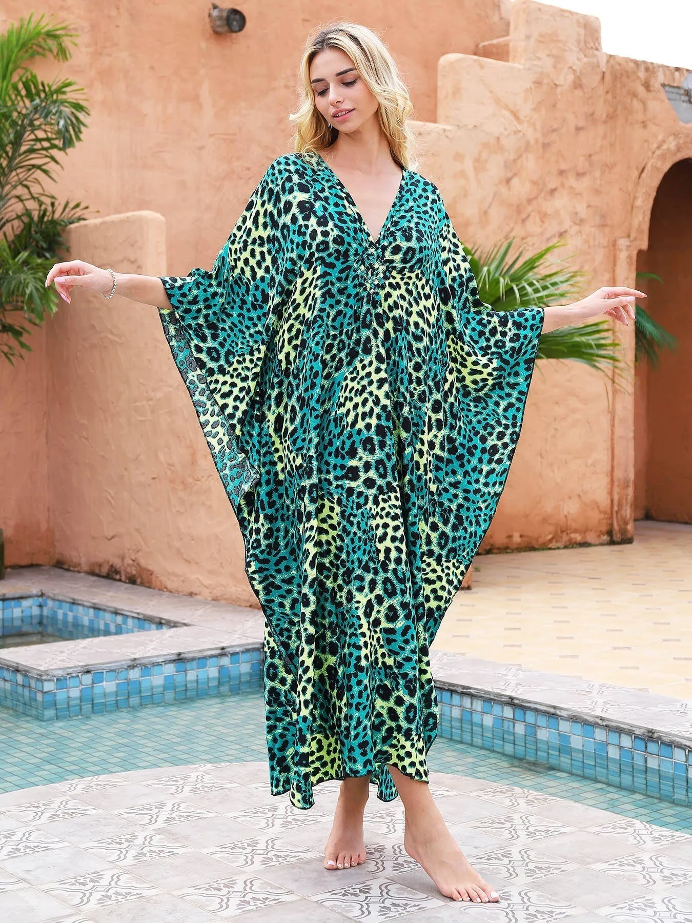Anne – Elegant Women's Dress with Batwing Sleeve