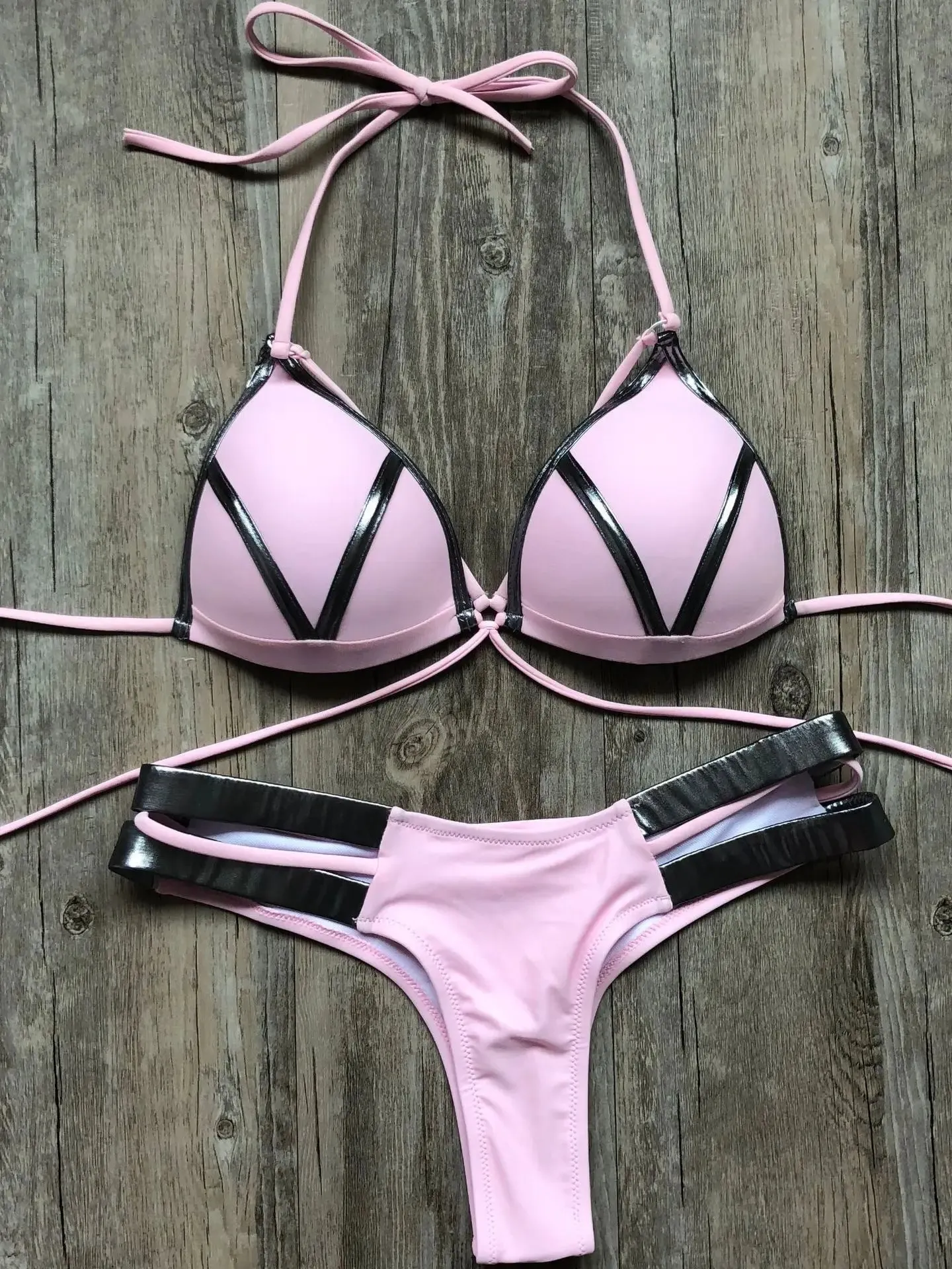 Eliana® | Effortless and trendy   bikinis