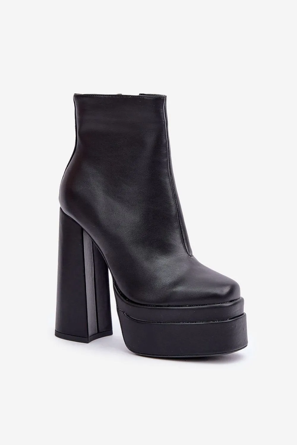 Heel boots