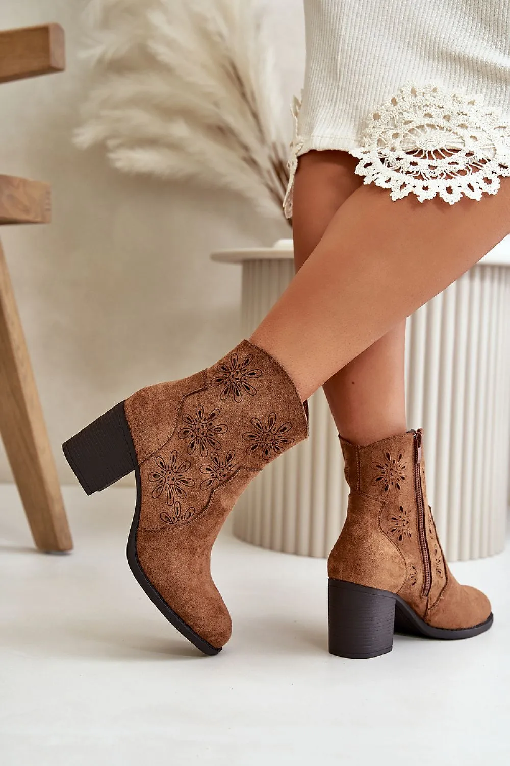Heel boots