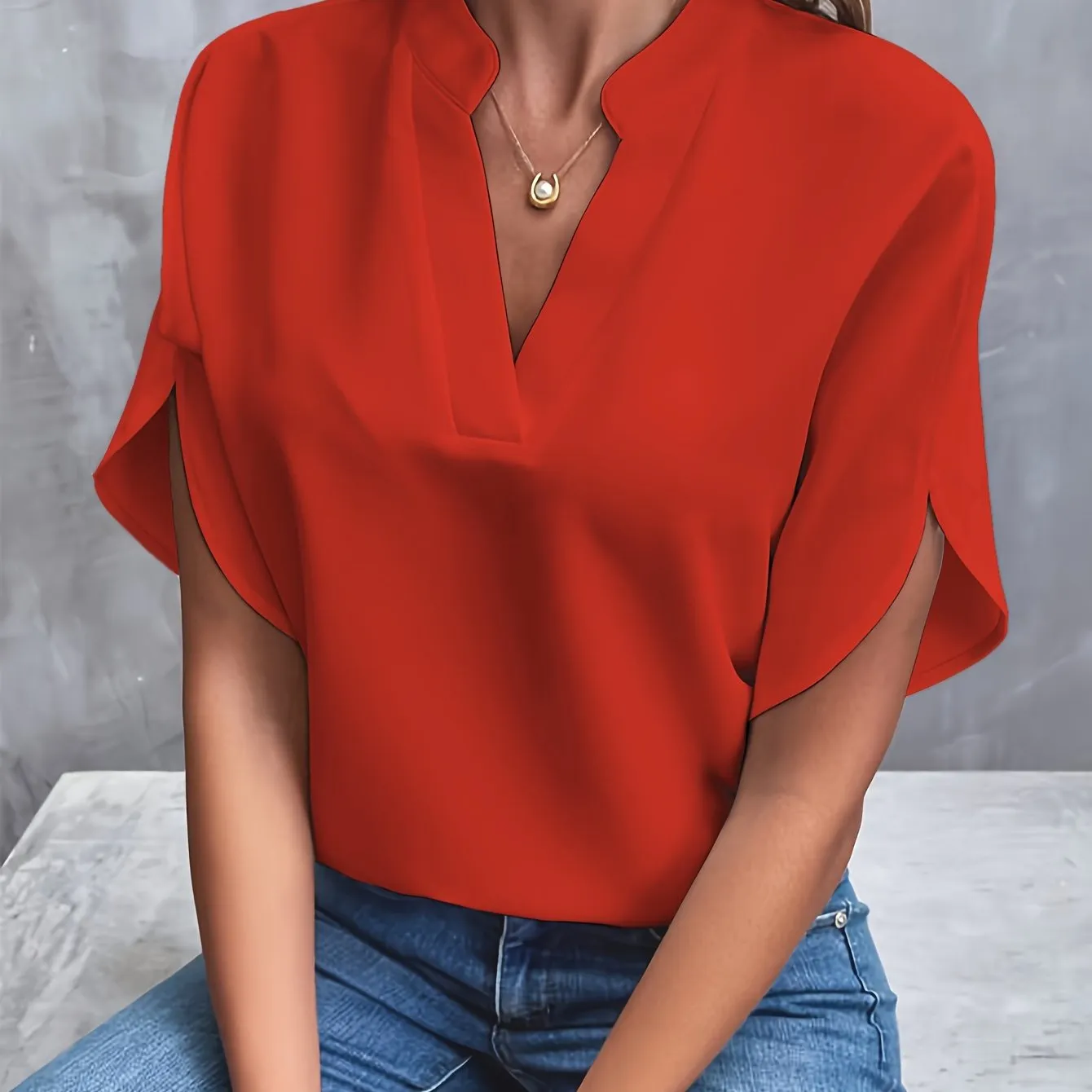 Jazmin® | Light and elegant blouse