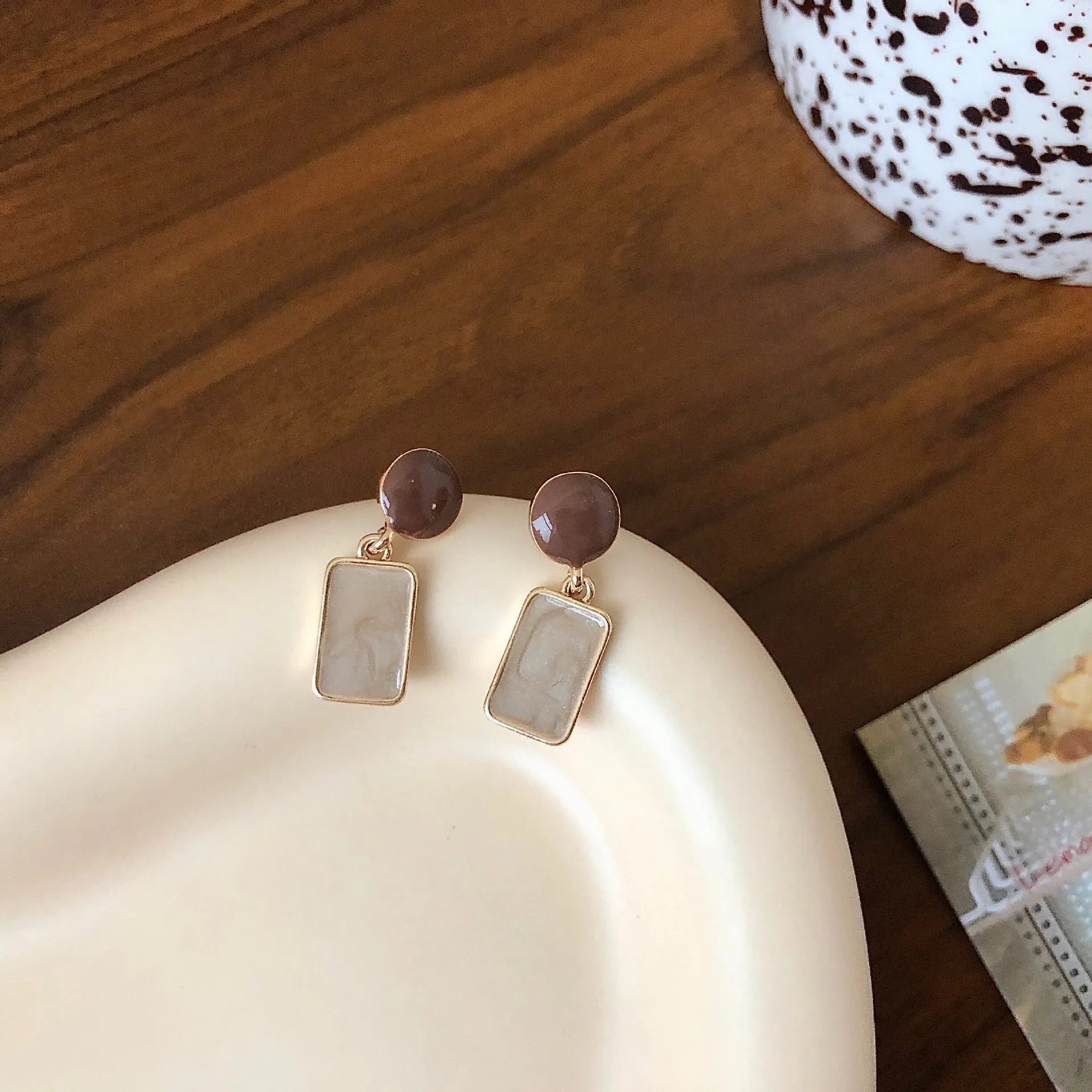 Just Lil Things  Cream Pin Earrings jlt11529
