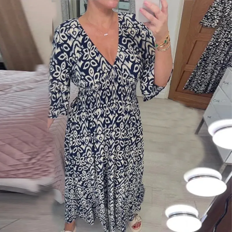 Kymberly® | Relaxed and timeless   dress