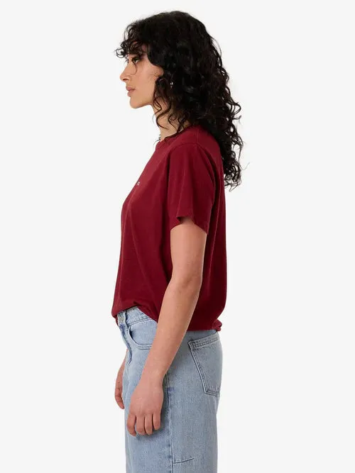 MINIMAL THRILLS RELAXED TEE