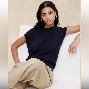 NWT Banana Republic Crew Neck Sweater Tee