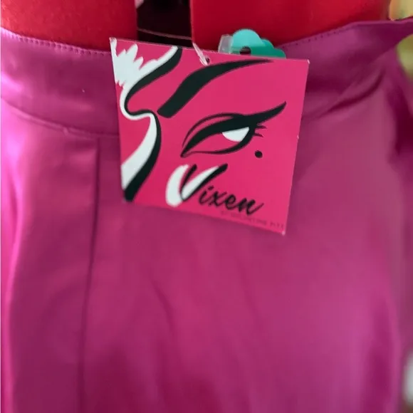 Nwt Vixen michelline pitt satin Pink Women's swing Skirt small