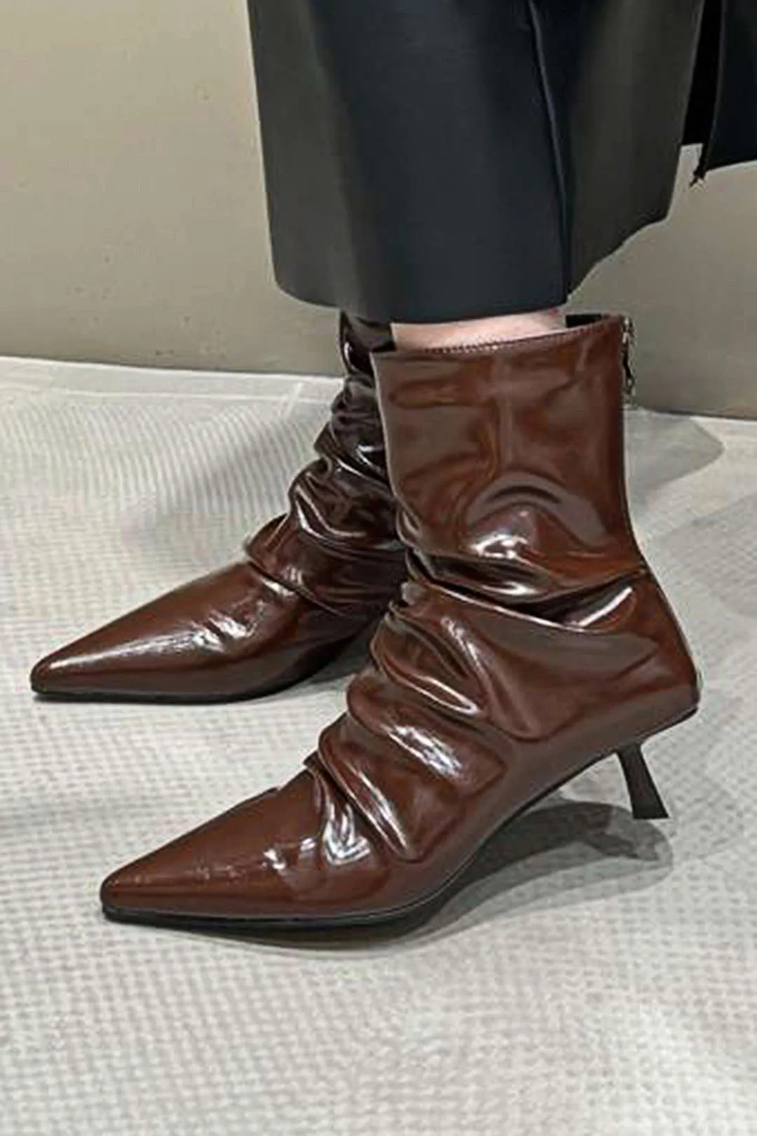 Polly - Wrinkled Chic Design Woman's Pointed Ankle Boots