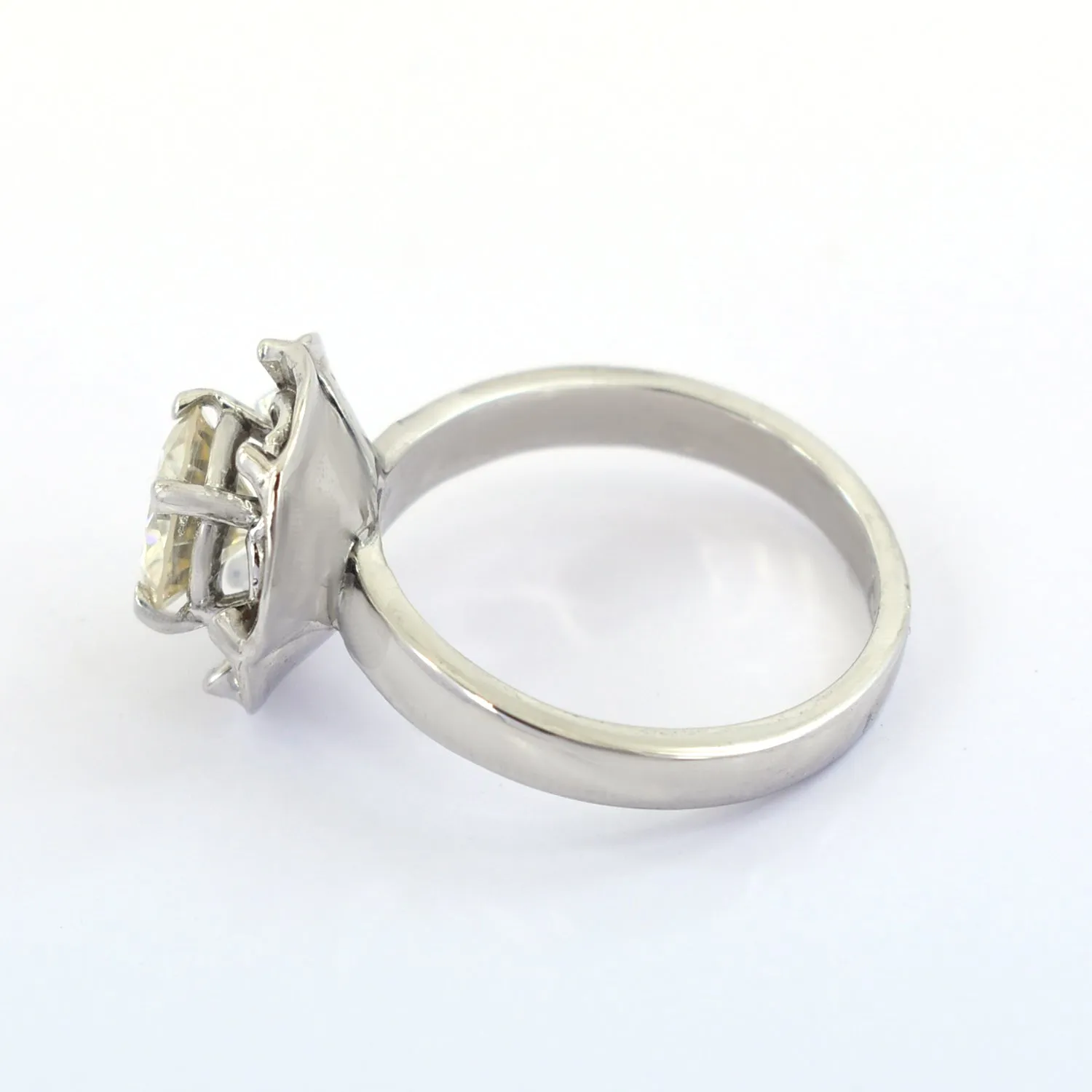 Stunning 1.40 Carat Off White Diamond Women's Ring, Elegant Look & Great Sparkle ! Ideal For Birthday Gift, Certified Diamond!