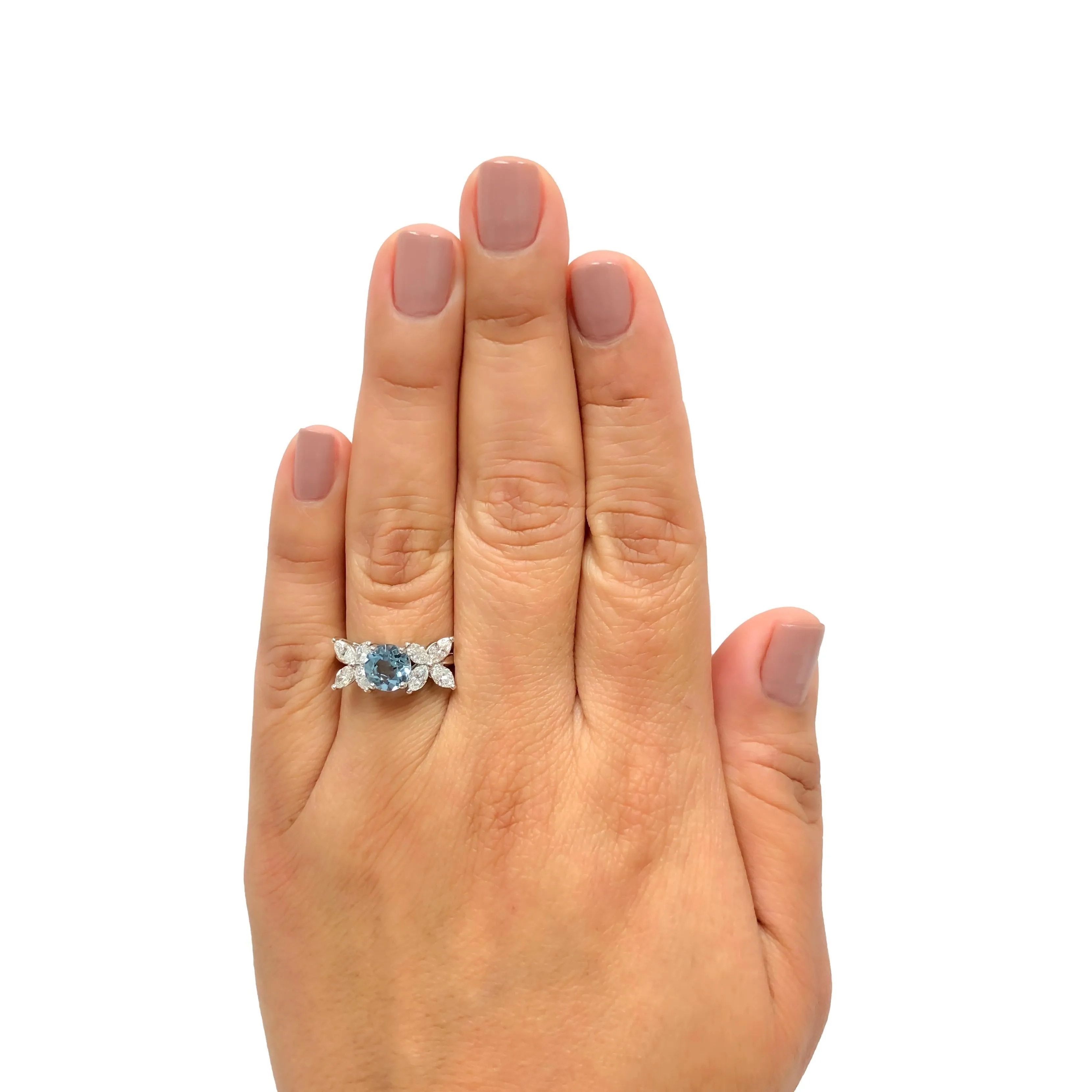 Tiffany & Co. Victoria Ring Platinum 2 ct total Aquamarine & Marquise Diamonds