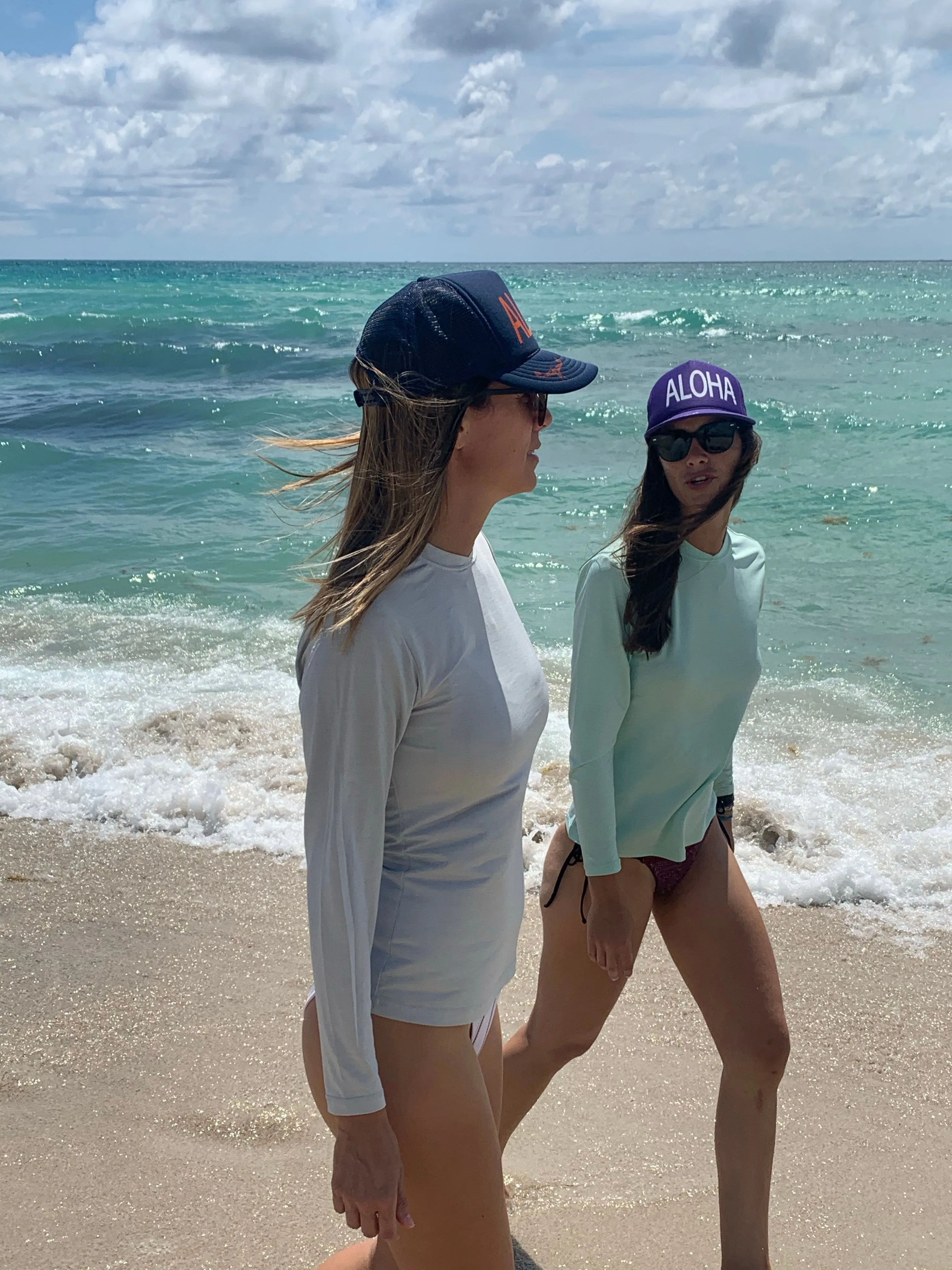 TKS WOMEN'S  MALIBU S/S SUNSHIRT GREY UV 50