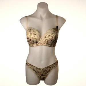 Victoria's Secret Dream Angels Lined Demi         Bra 34DD &amp; Thong Small