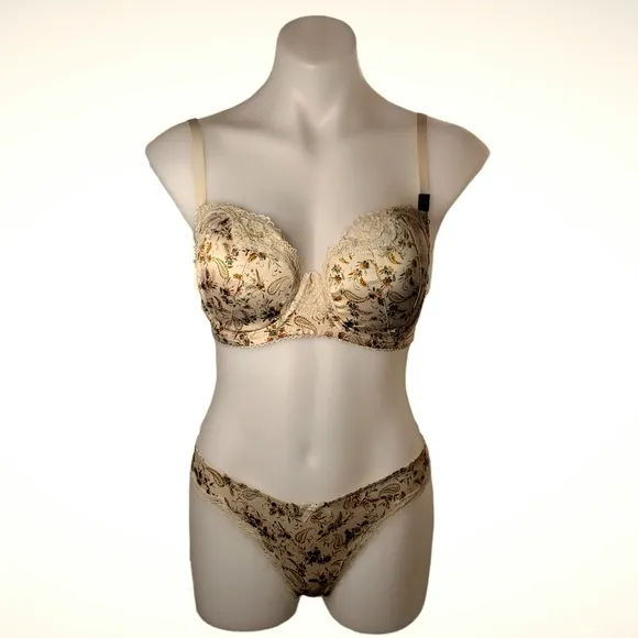 Victoria's Secret Dream Angels Lined Demi         Bra 34DD &amp; Thong Small