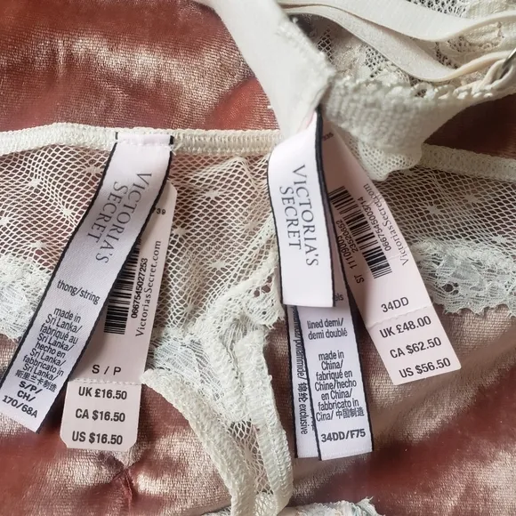 Victoria's Secret Dream Angels Lined Demi         Bra 34DD &amp; Thong Small