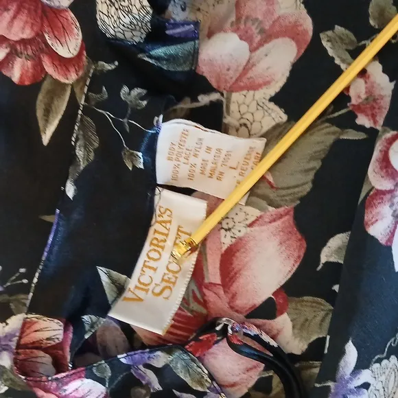 Victoria's Secret Gold Label Black Floral Slip Mini Dress. Size L