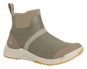 WOMEN'S OUTSCAPE CHELSEA MUCK BOOTS